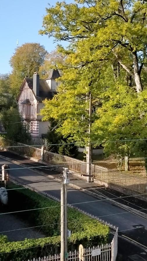 Charmant Studio A Bagnoles De L'Orne Bagnoles de l'Orne Normandie Exteriör bild